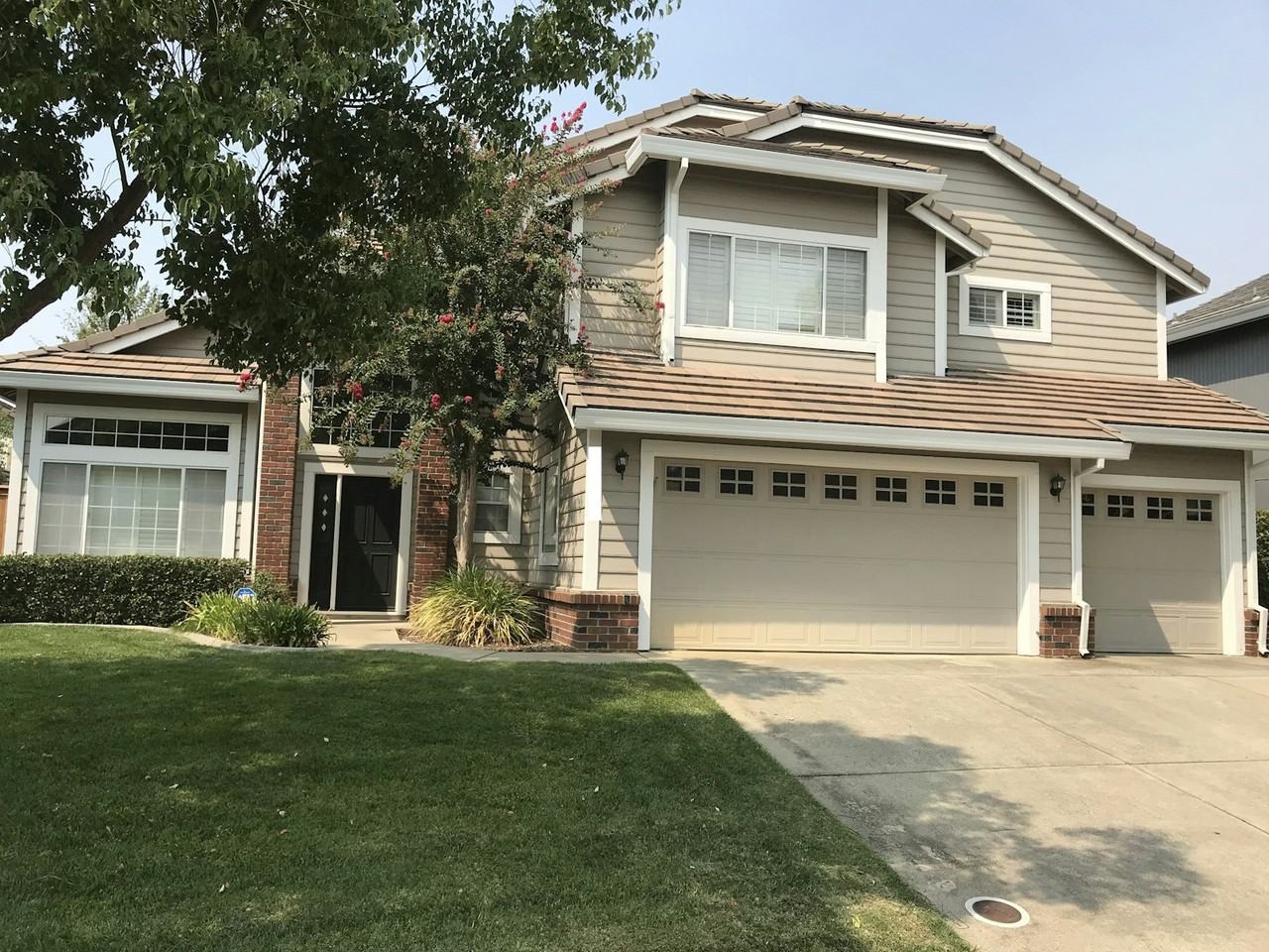 2509 Wringer Dr - Photo 2 of 15