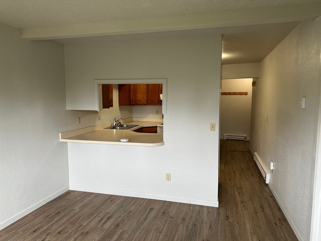 565 West Fairview Avenue, #4 - Photo 3 of 5