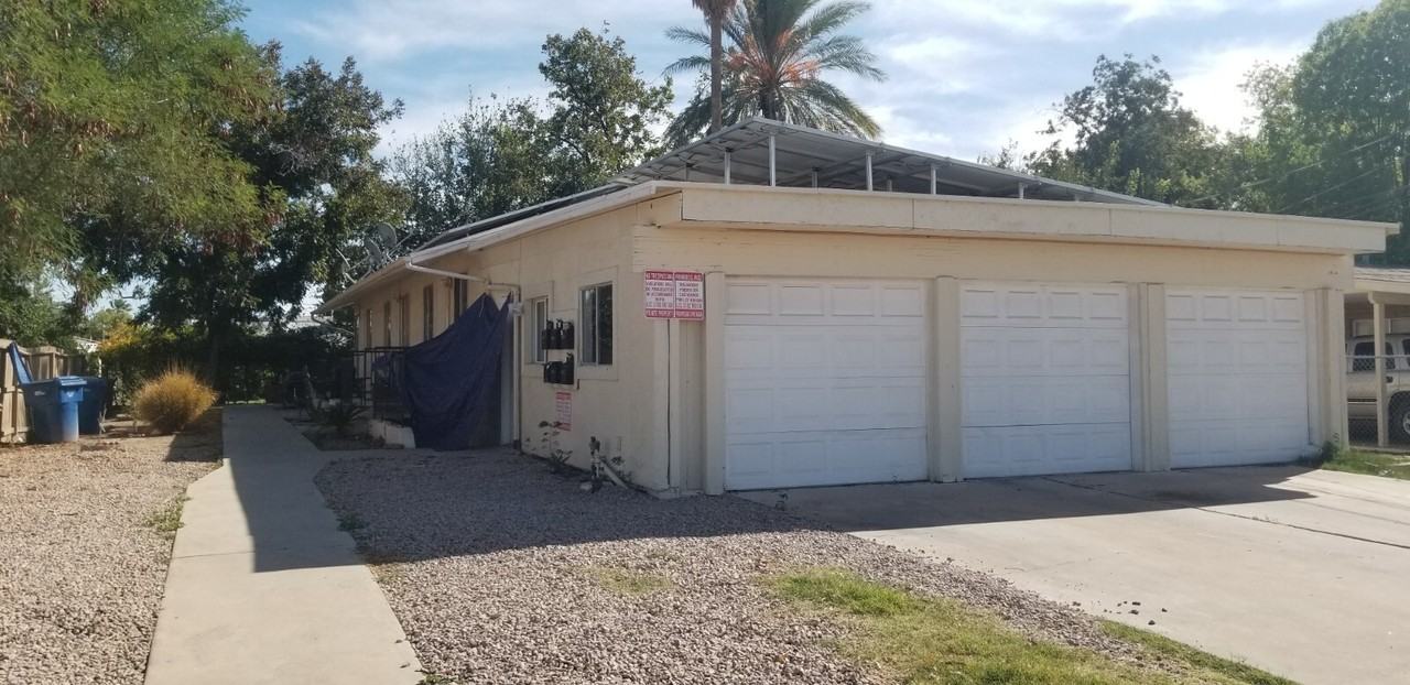 325 South Pioneer - Photo 2 of 19