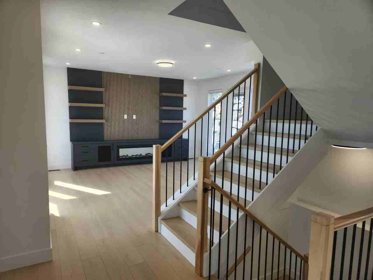 2302 Hudson Terr #1 - Photo 3 of 21