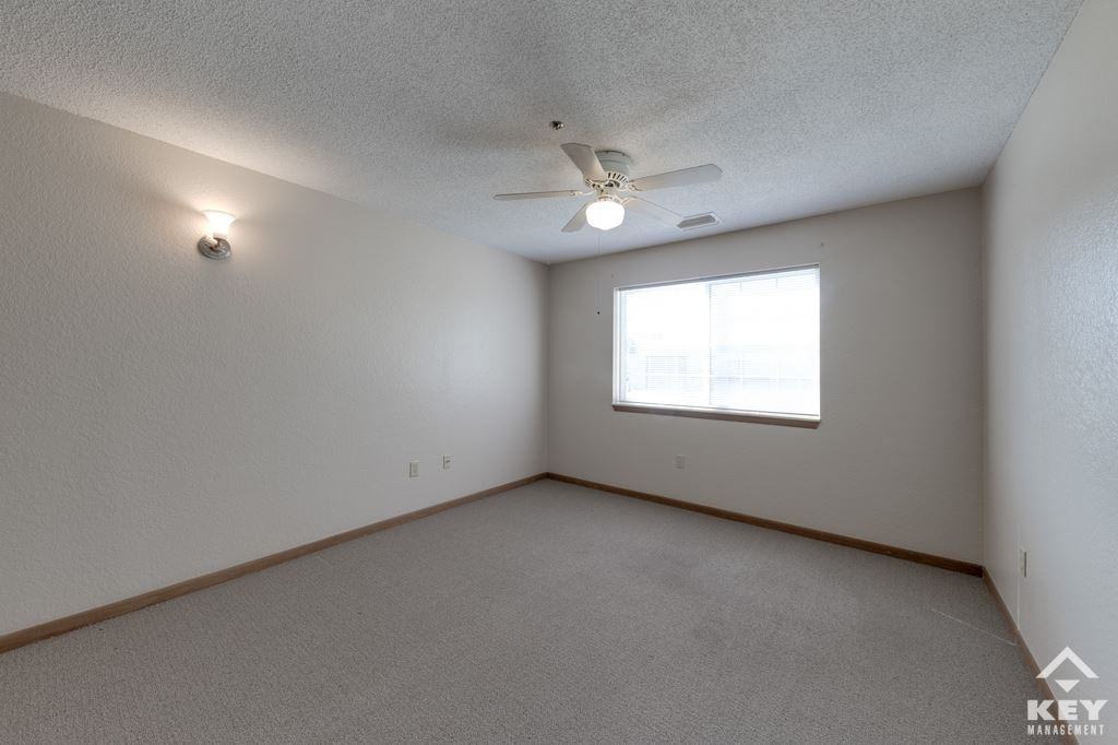 Huston Center - Senior, Age 55+ - Photo 7 of 16