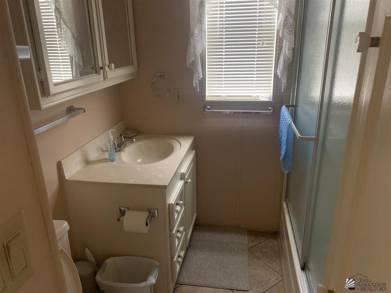 13698 East 50th Street #1 - Photo 5 of 11