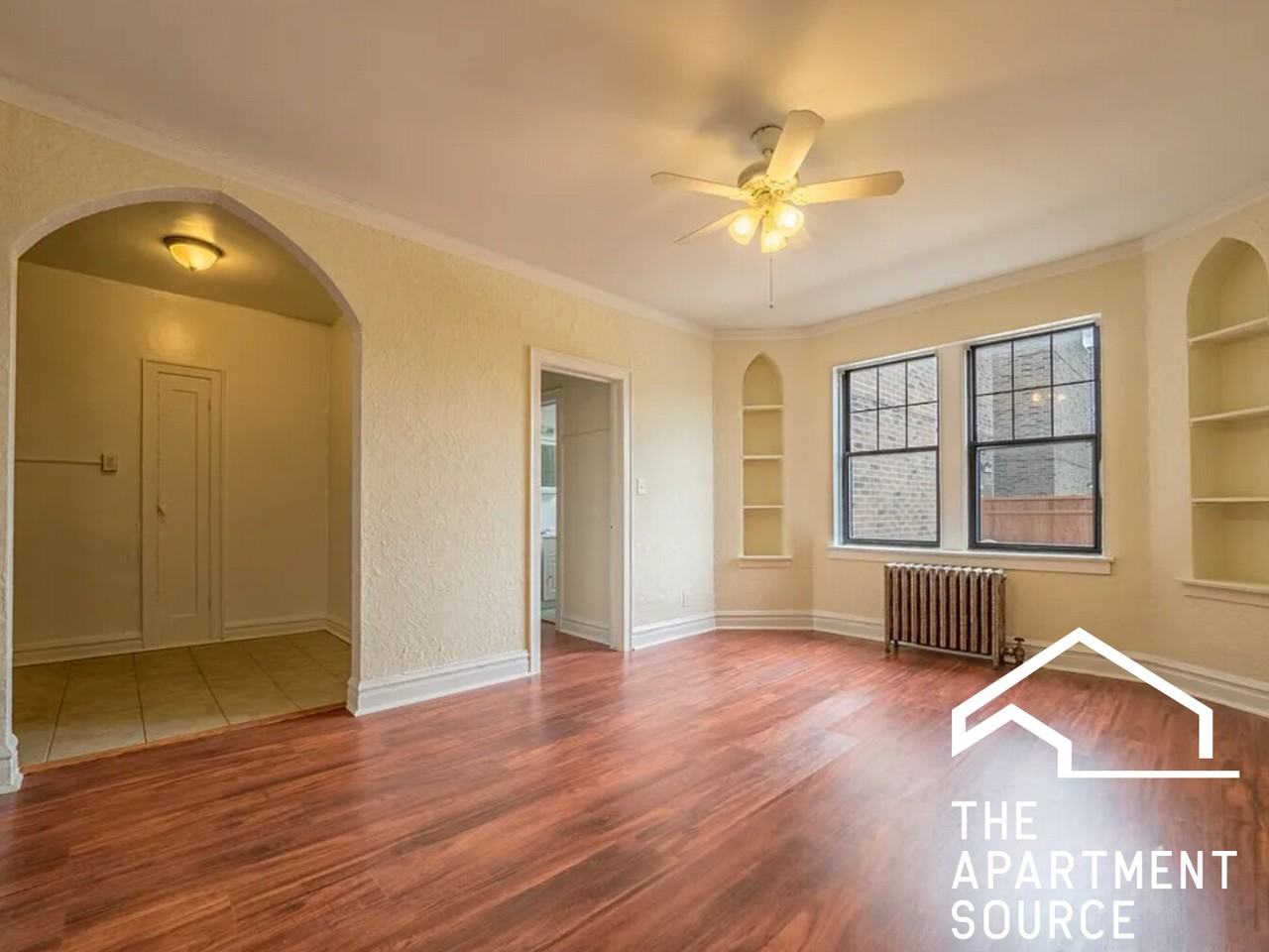 4829 N Damen Ave #102 - Photo 3 of 7