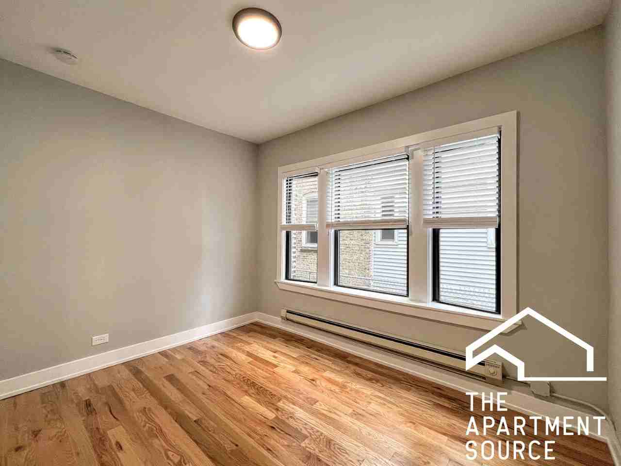 4413 N Wolcott Ave #B3 - Photo 4 of 7