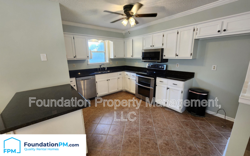 7923 Carol Elaine Cir - Photo 3 of 14