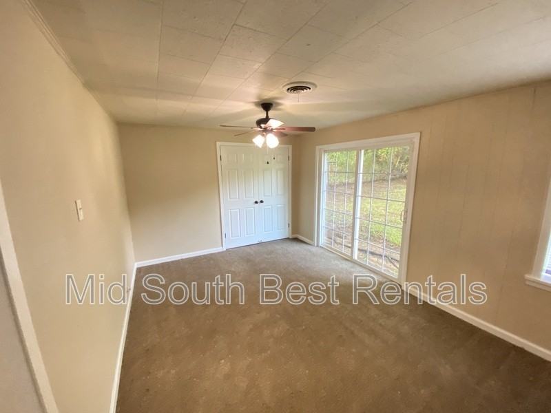 4000 Plymouth Ave - Photo 2 of 10