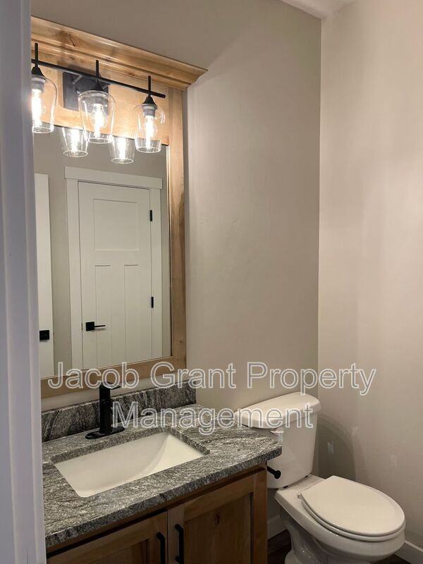1645 S Bellin Rd #304 - Photo 6 of 14