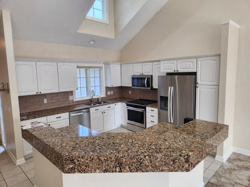 14155 Pinnacle Pointe Dr - Photo 2 of 36