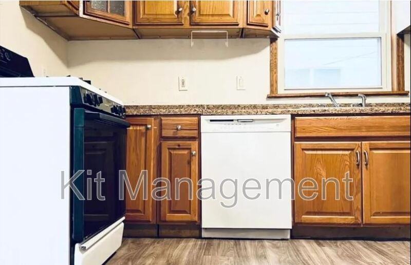 619 Durango Dr - Photo 2 of 19