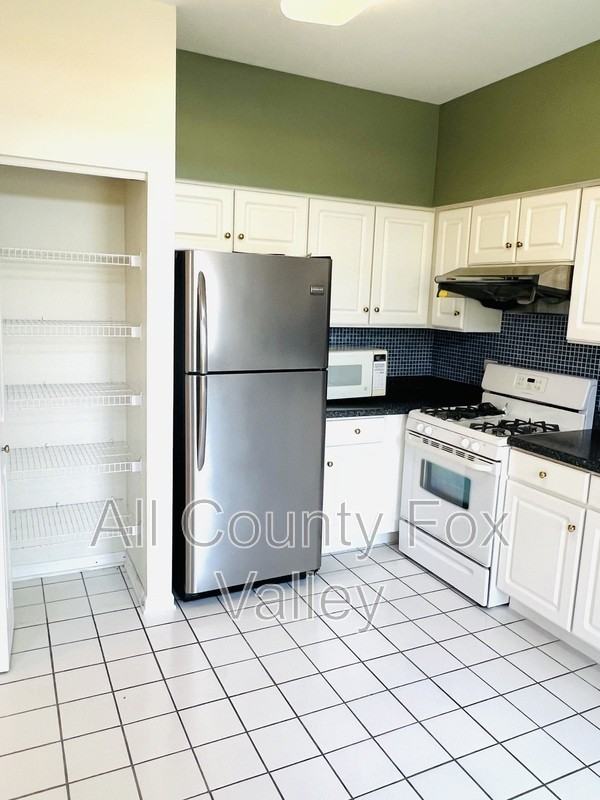 2842 Cedar Glade Dr - Photo 4 of 27