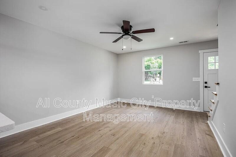 1907 S Lyle Ln #A - Photo 2 of 13