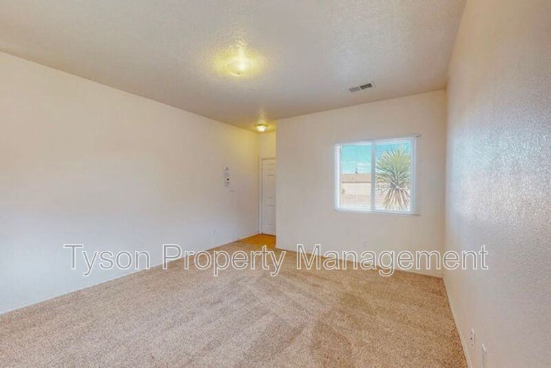 1553 San Pedro Rd Ne - Photo 5 of 26