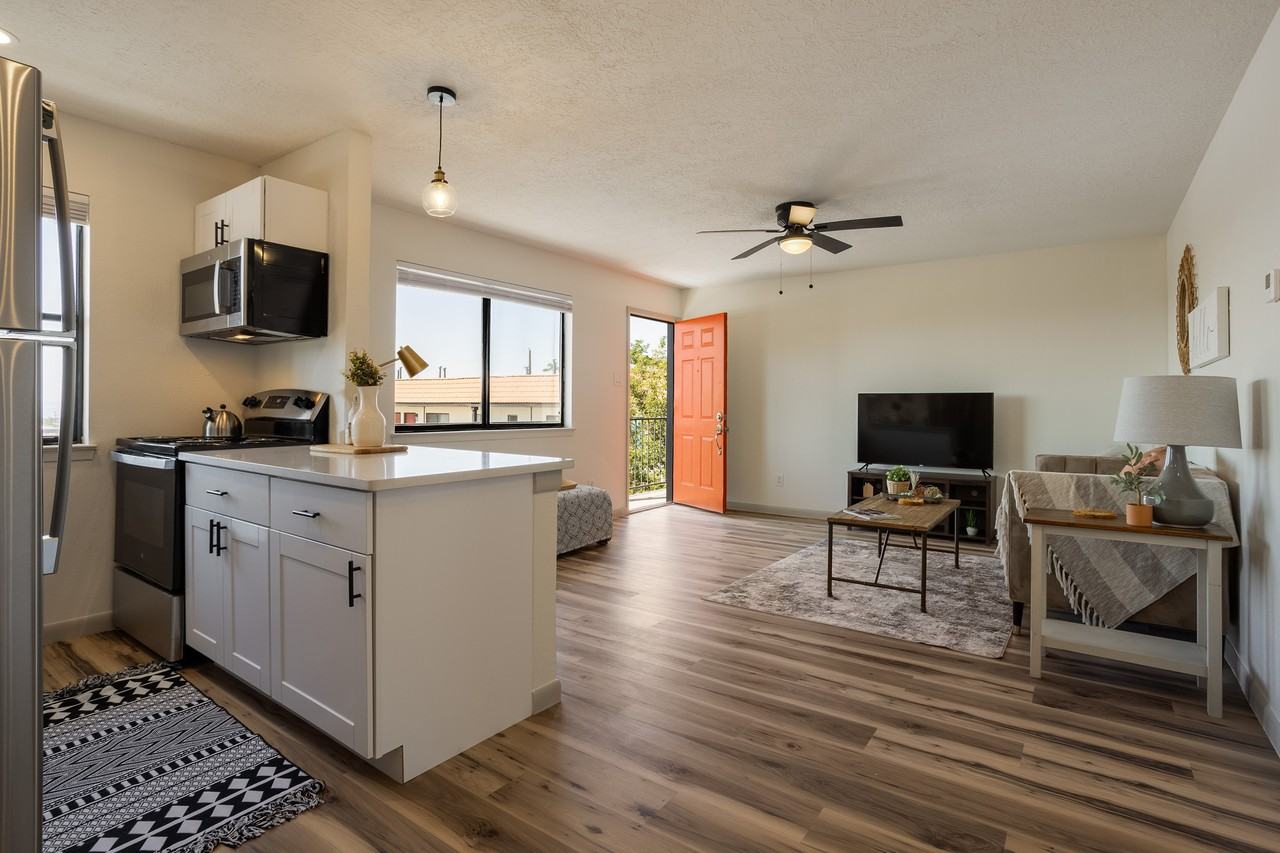 12001 Menaul Blvd Ne - Photo 6 of 21