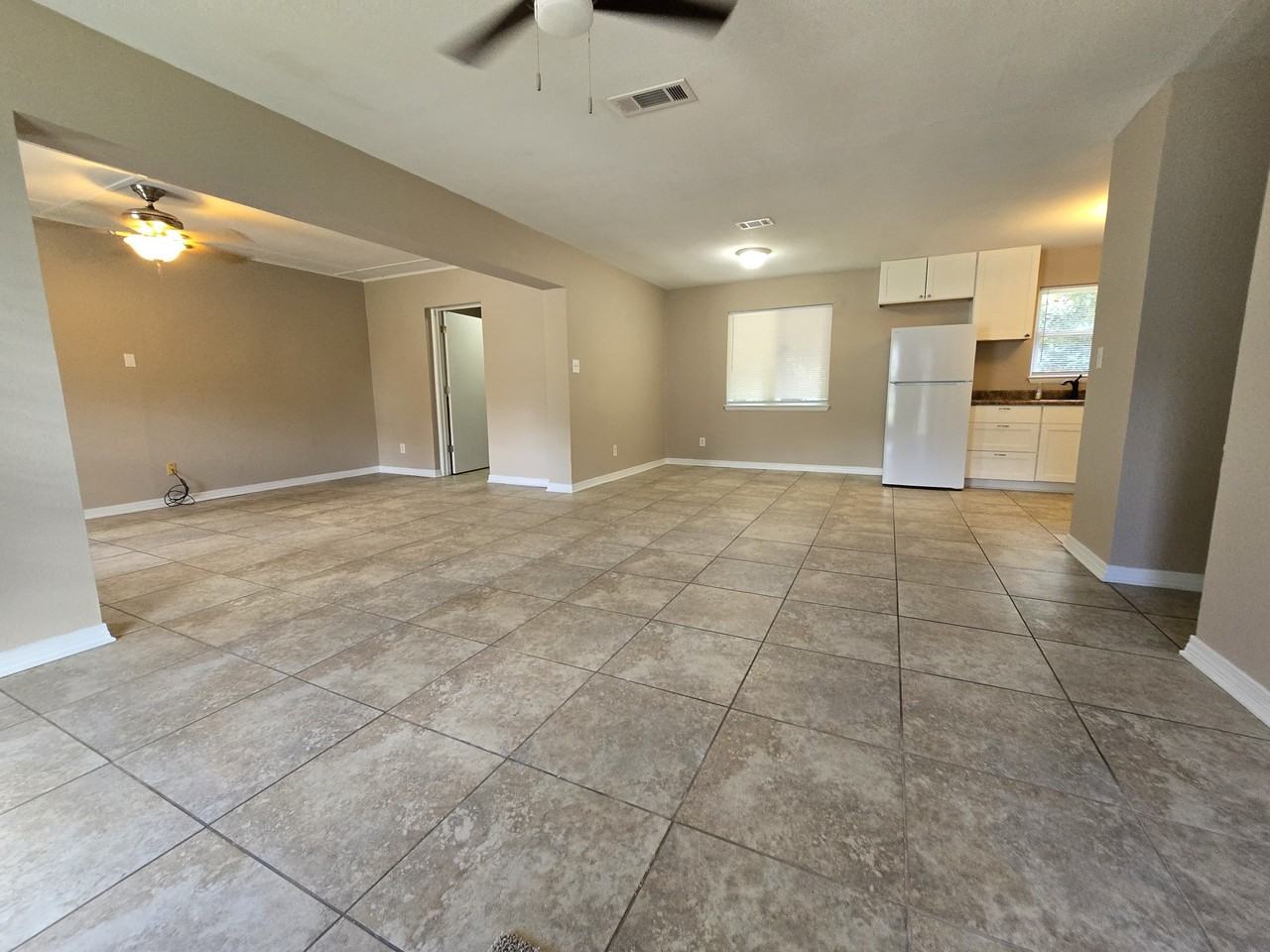 6202 Fairview Dr - Photo 7 of 18