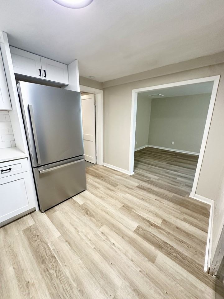 2016 E 12Th St - Photo 3 of 12