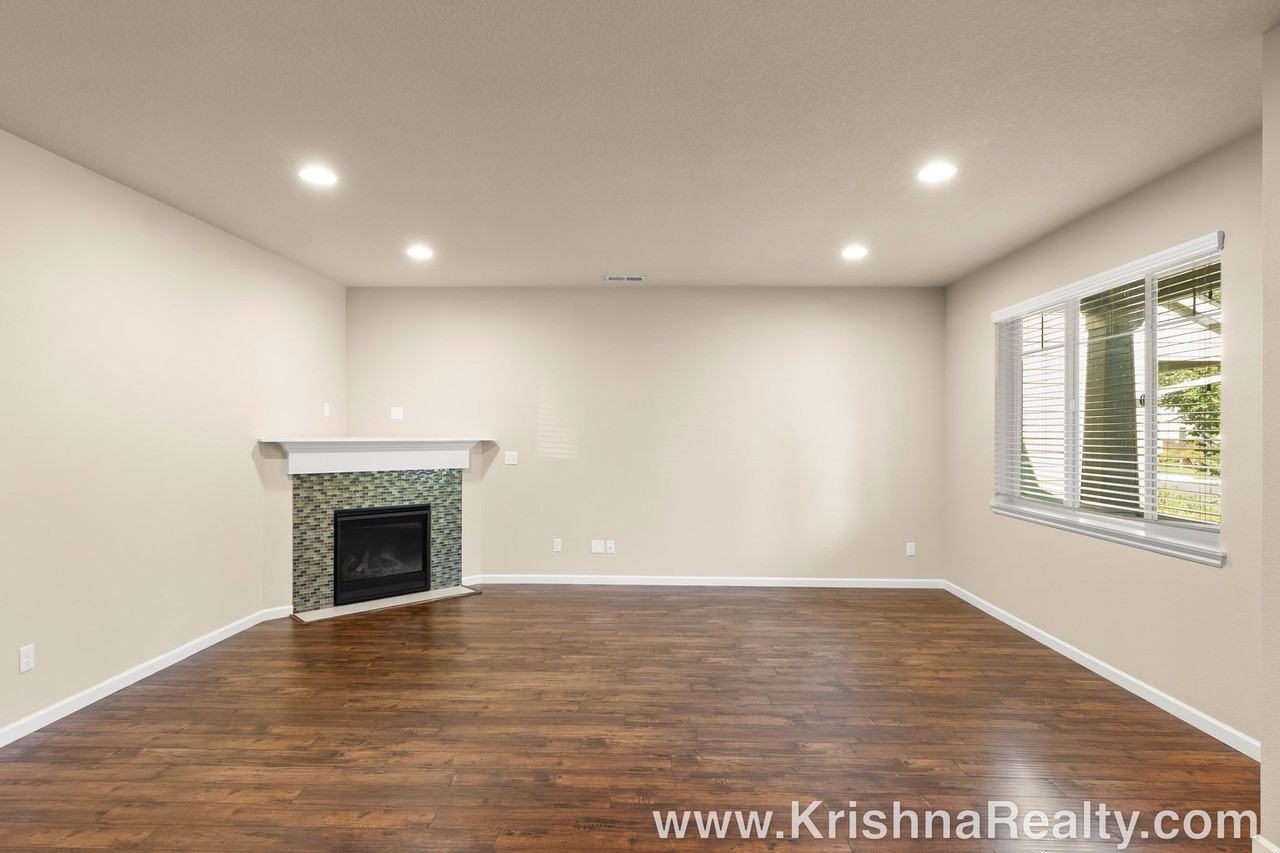 7188 Nw Abigail Ter - Photo 4 of 24