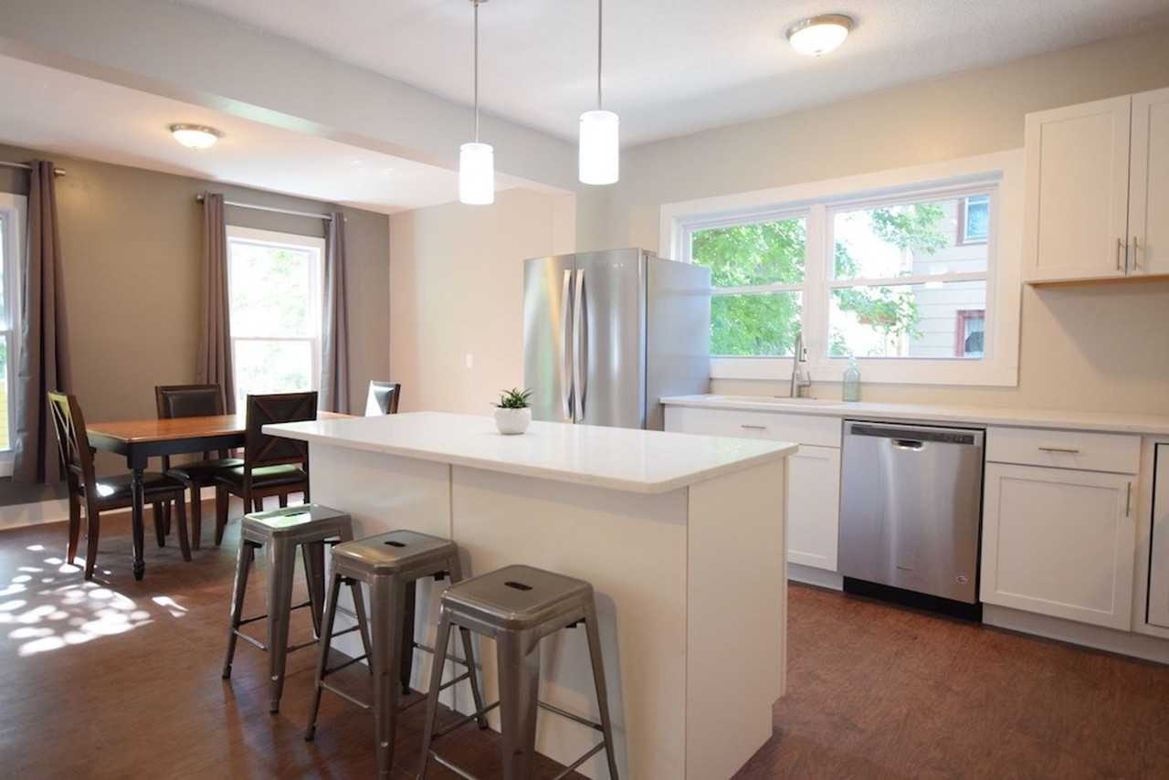 1002 N Aurora Street - Photo 5 of 50