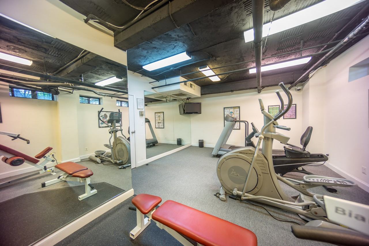 Windermere/Harrowgate - Photo 7 of 42