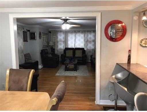 92 Longfellow St - Photo 3 of 9