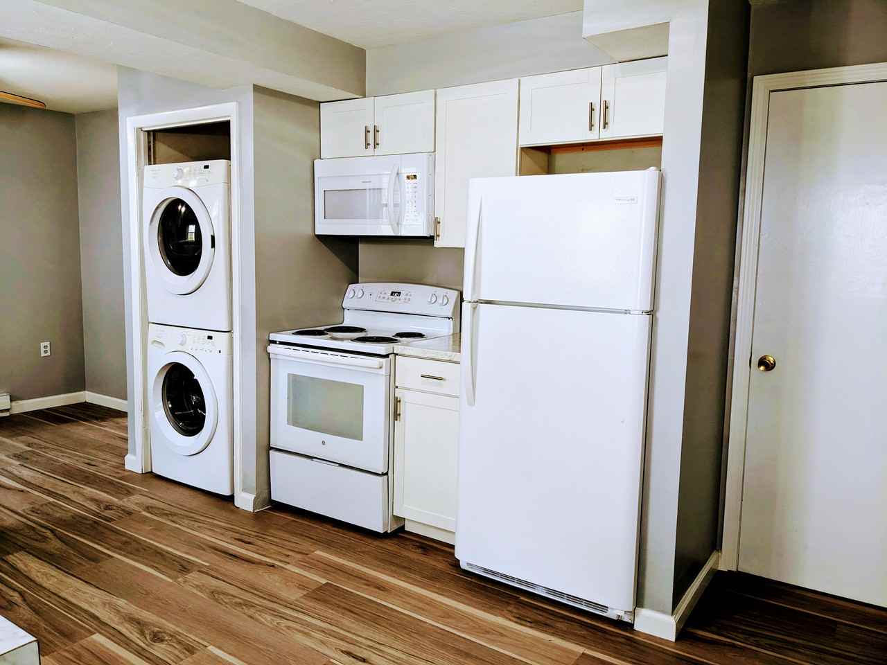 8 Myrtle Street #B - Photo 3 of 15