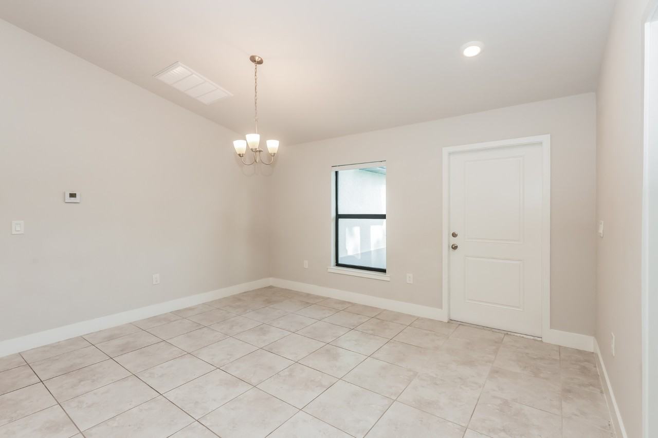 2509 18th St W - Photo 7 of 27