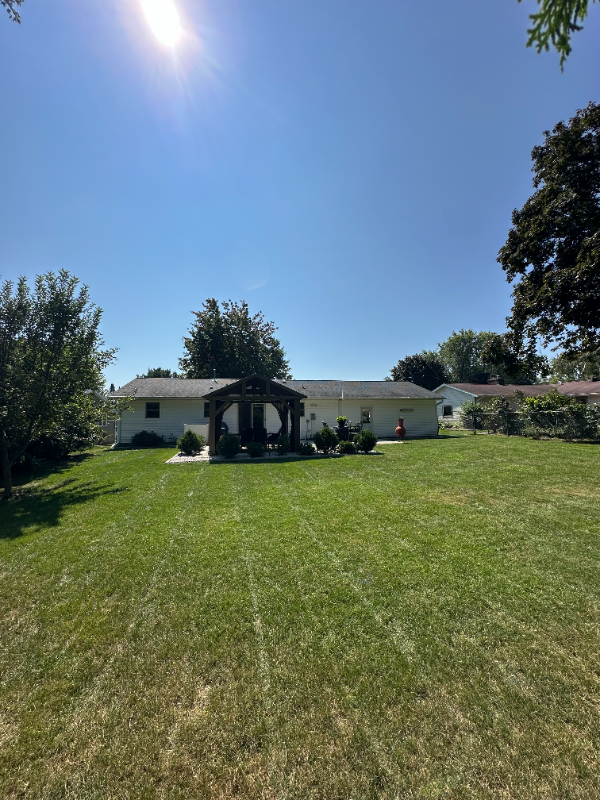 205 Simon Crestway - Photo 2 of 20