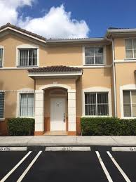 6970 Nw 177th St - Photo 3 of 3