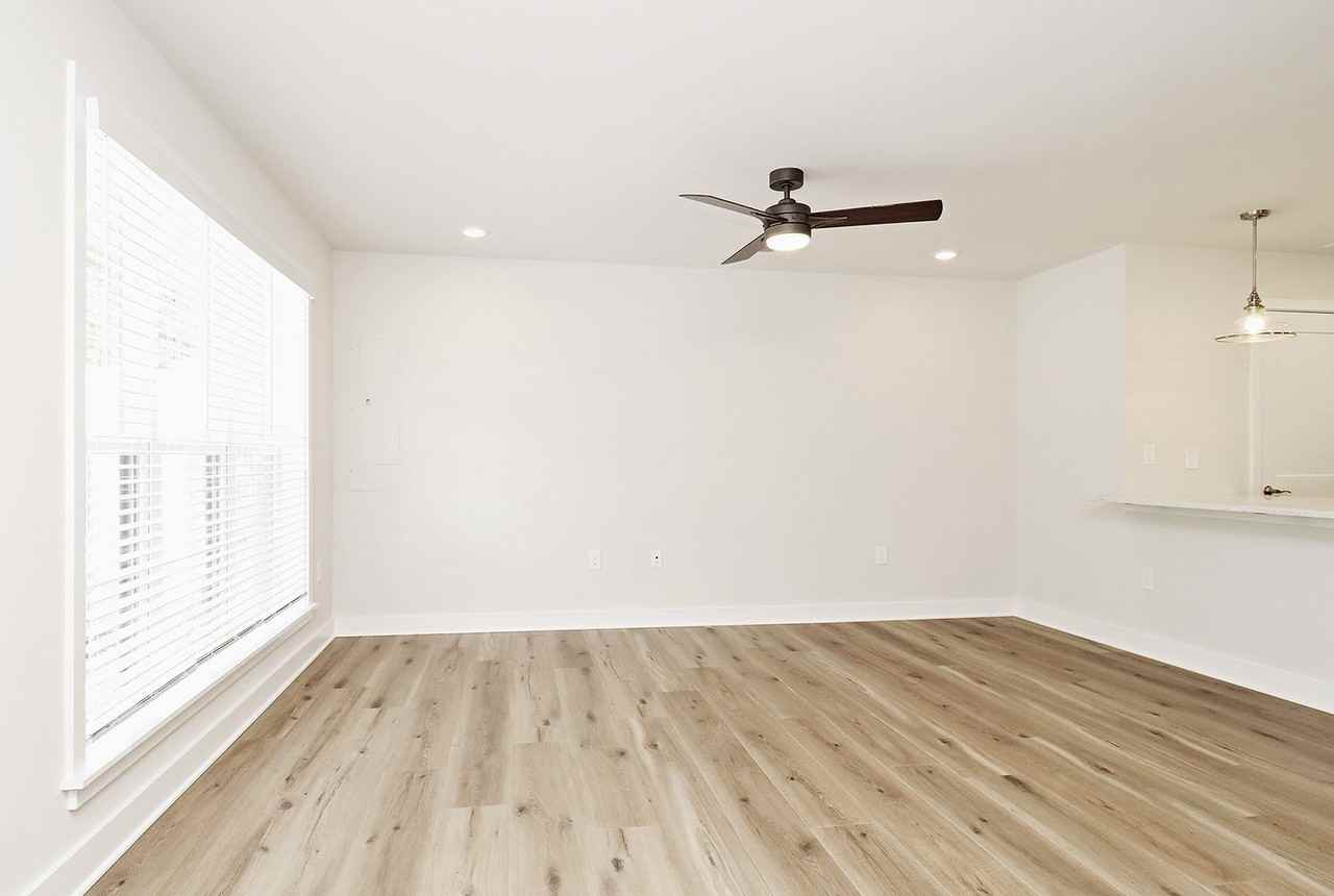 Mary Jackson Ct 5057 - Photo 3 of 21