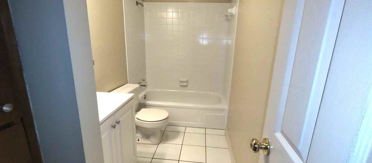 1815 Eraste Landry Rd - Photo 7 of 8