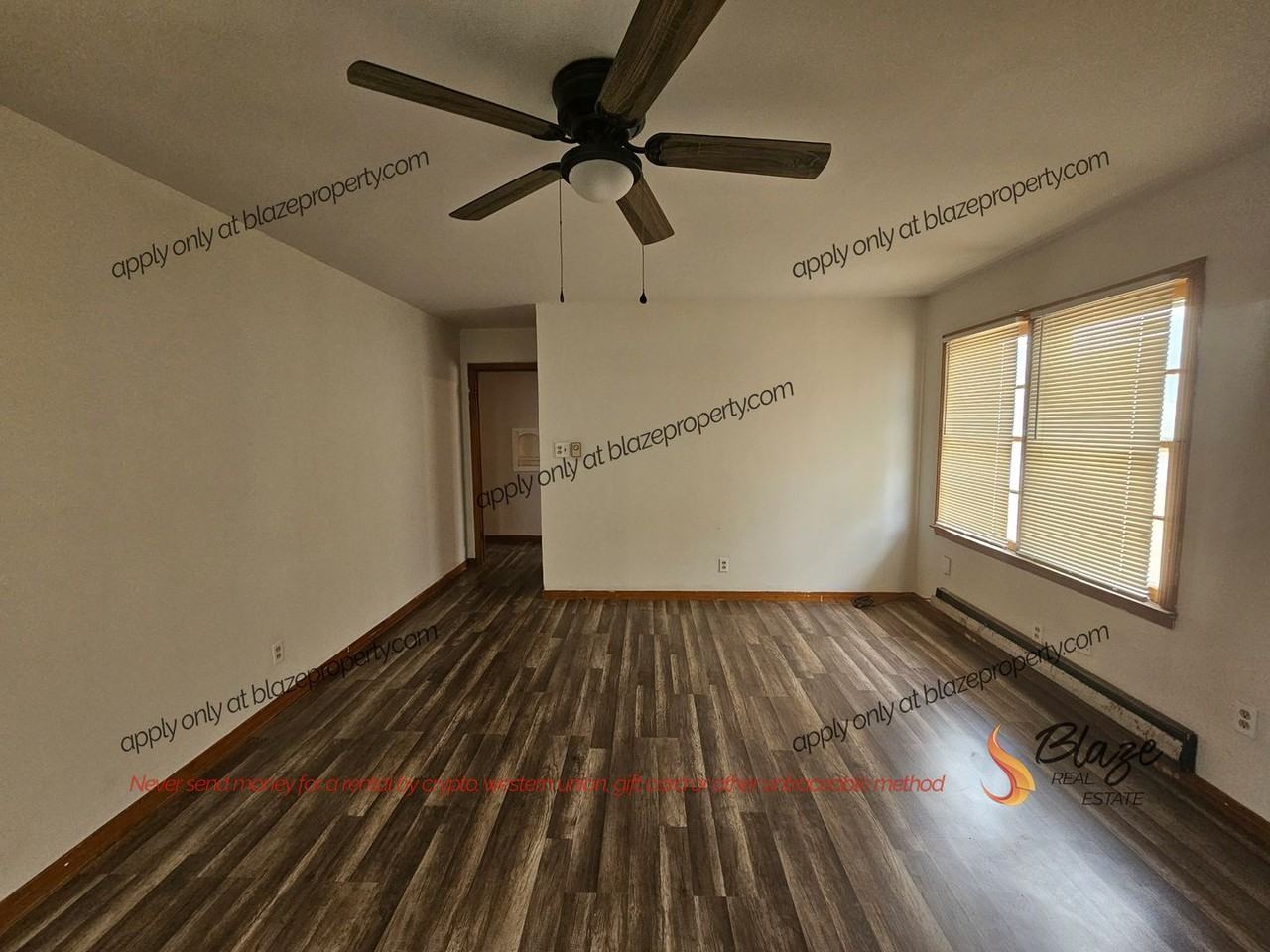 2024 Oak Dr - Photo 3 of 9