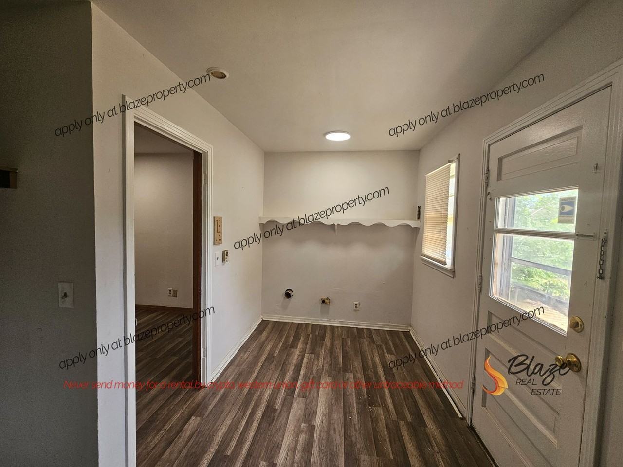 2024 Oak Dr - Photo 5 of 9