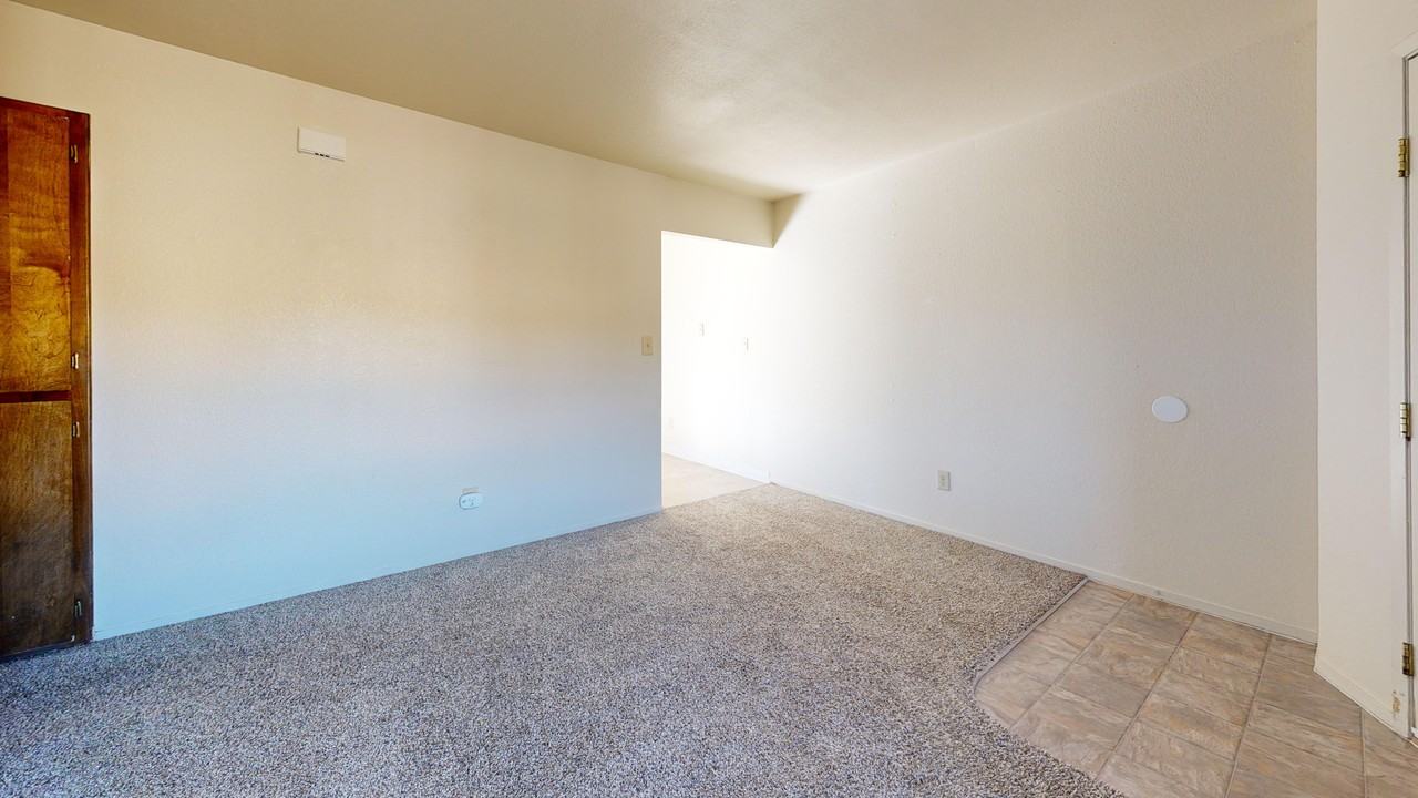 Quail Hollow One - Photo 4 of 31