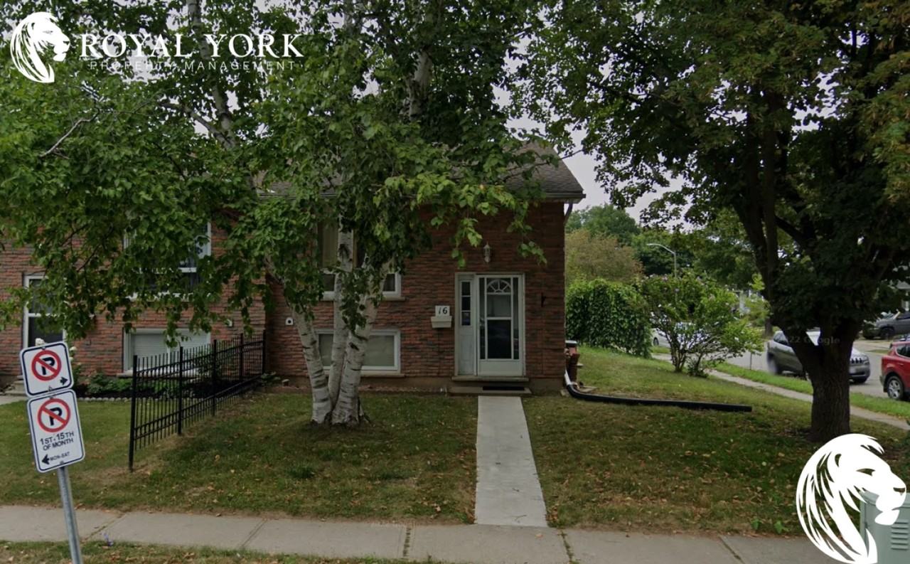 2-16 Sympatica Crescent, Brantford, Ontario N3P 1G4 - Photo 2 of 4