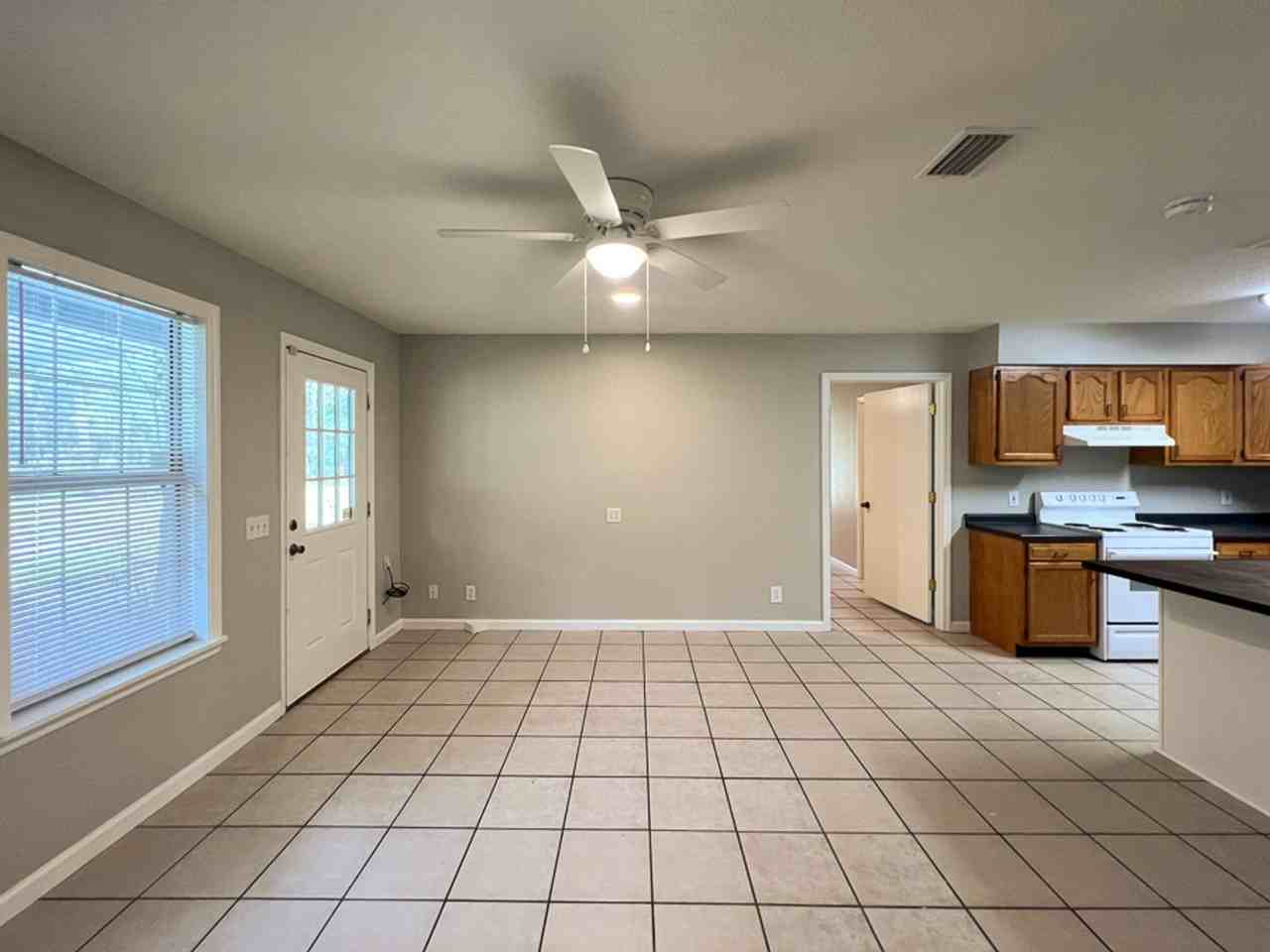 10220 Sw 170th St - Photo 3 of 41