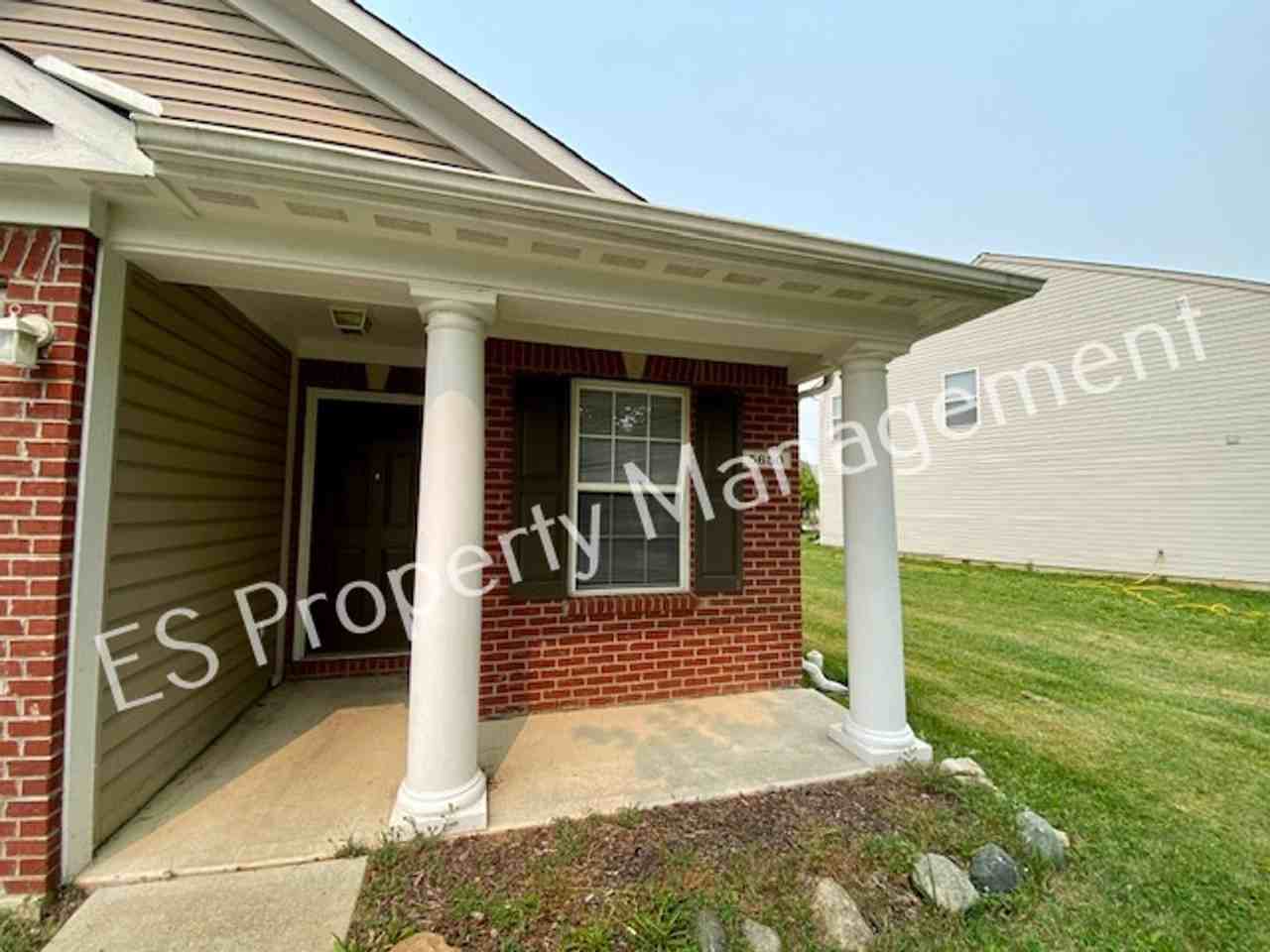 5650 Loudon Dr - Photo 2 of 24