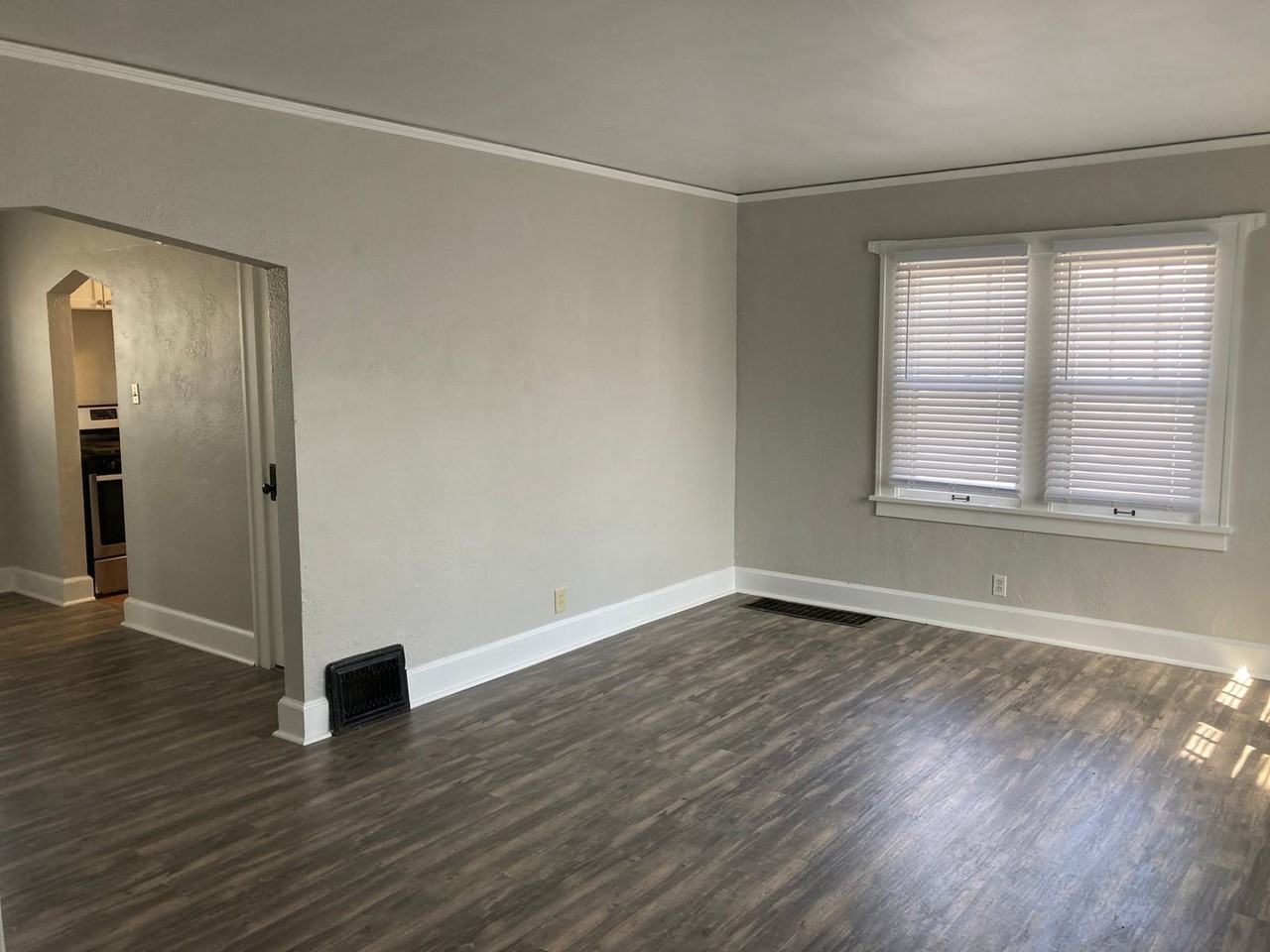 3808 68th St - Photo 2 of 14