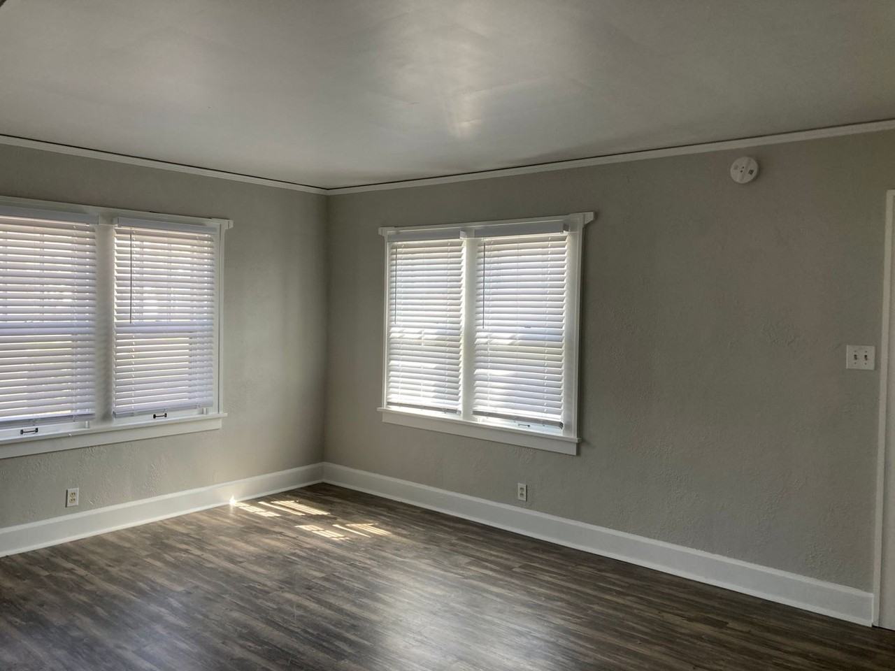3808 68th St - Photo 3 of 14