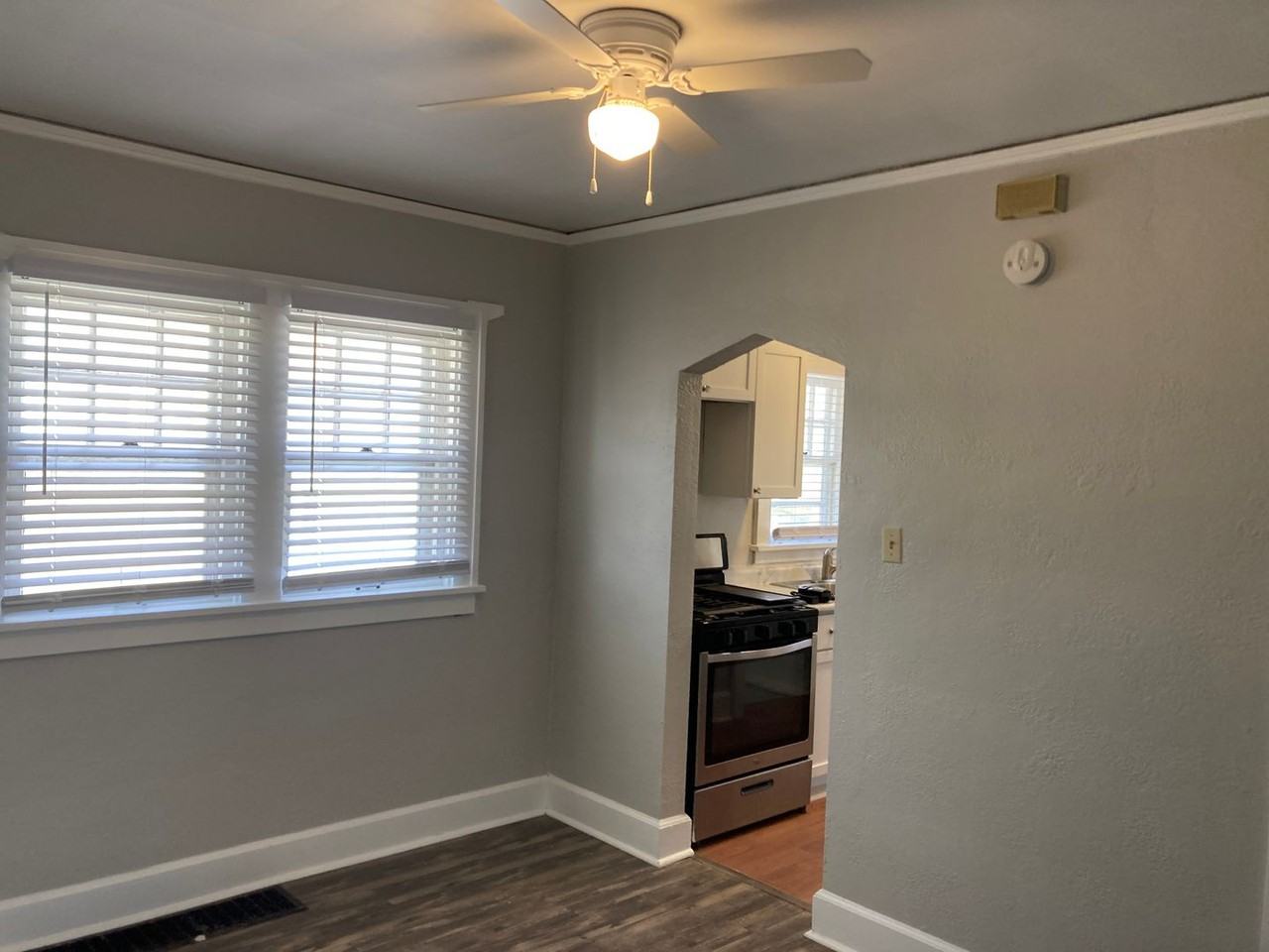 3808 68th St - Photo 5 of 14