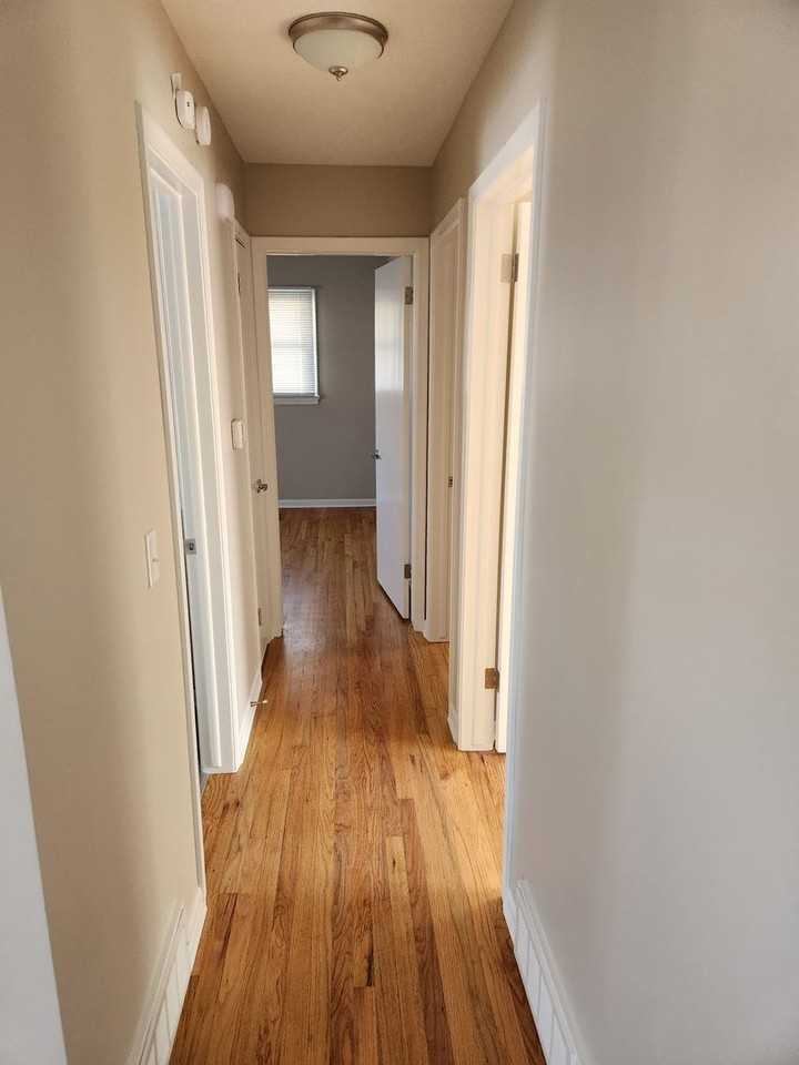 12223 Weir St - Photo 3 of 16