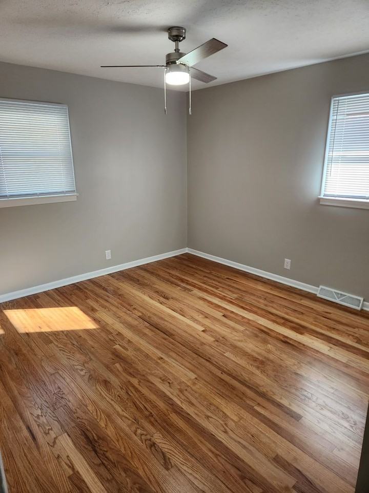 12223 Weir St - Photo 5 of 16