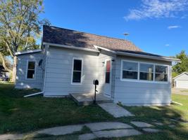 featured image of 631 3rd St