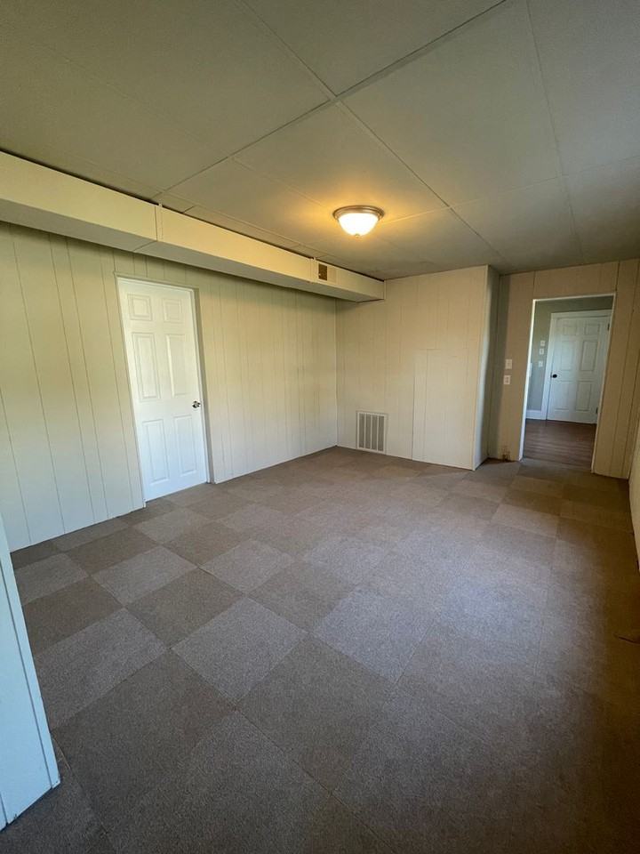 631 3rd St - Photo 6 of 13