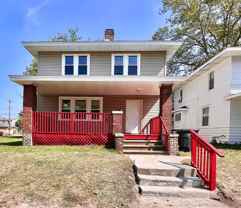 918 College St - Photo 1 of 1