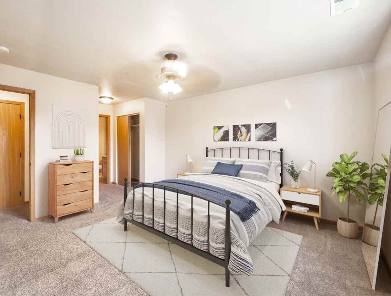 Eagle Creek Apartments - Photo 3 of 21