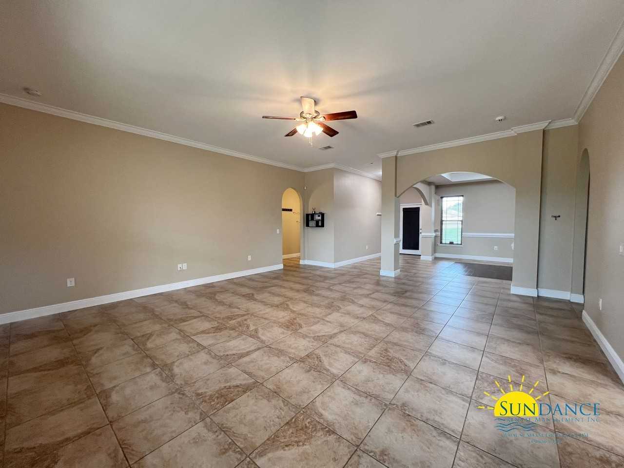 539 Tom Sawyer Ln - Photo 2 of 25