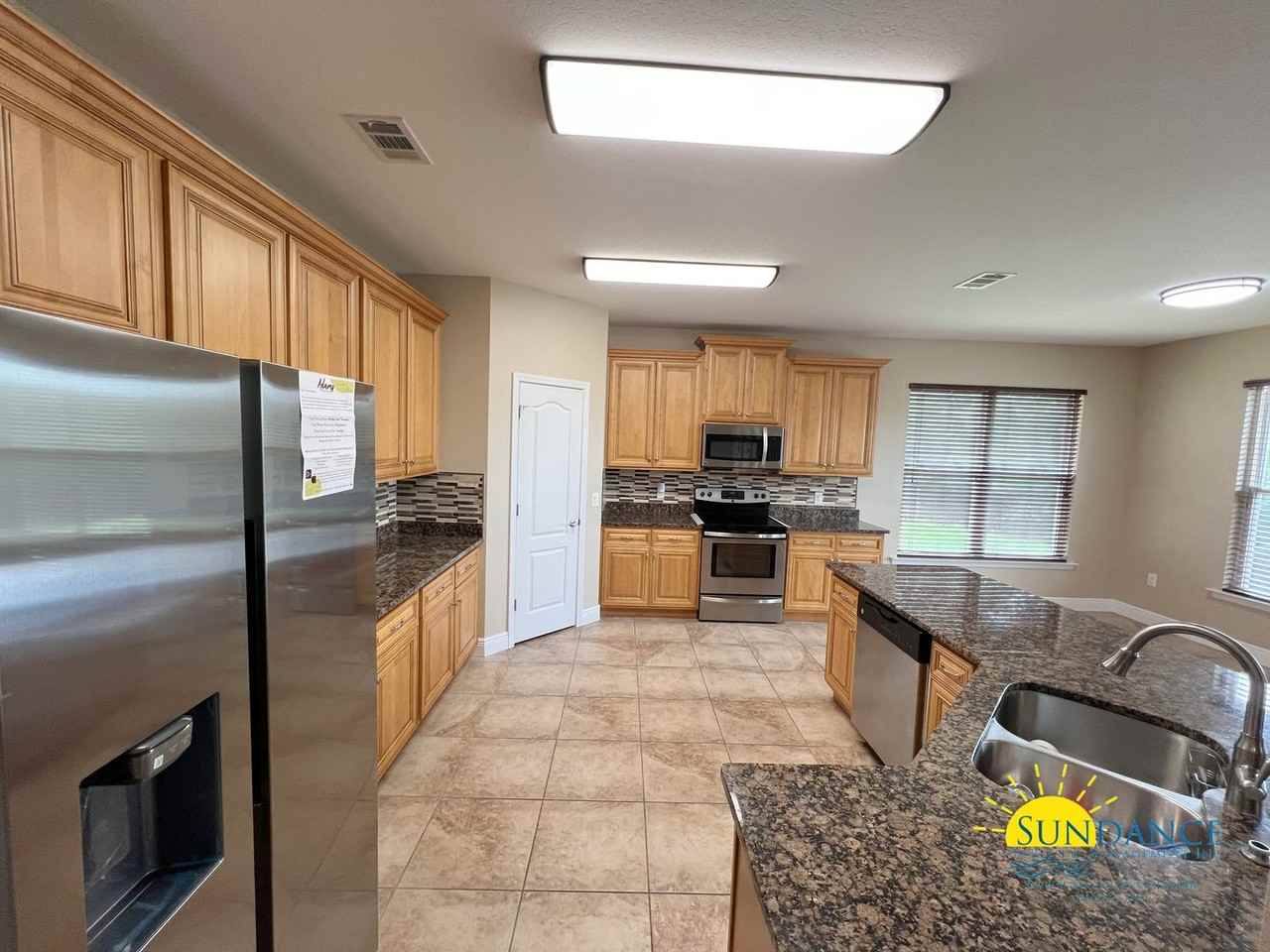 539 Tom Sawyer Ln - Photo 6 of 25