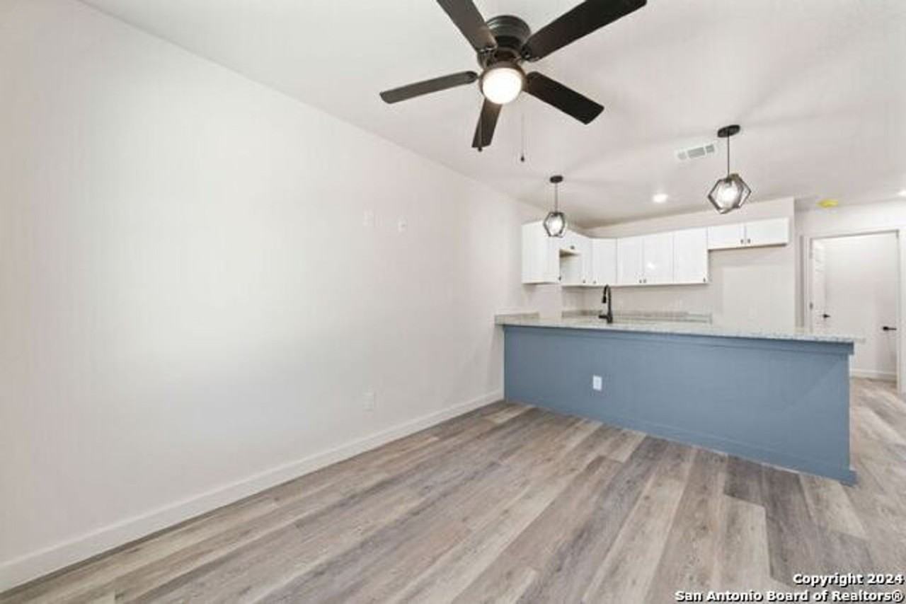 227 S Grimes #102 - Photo 7 of 18