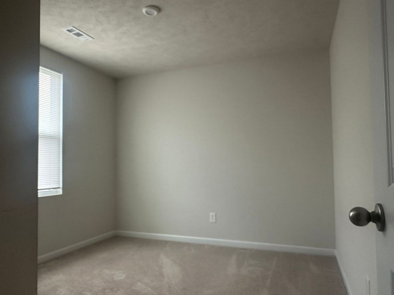 3307 Stafford Dr - Photo 3 of 10