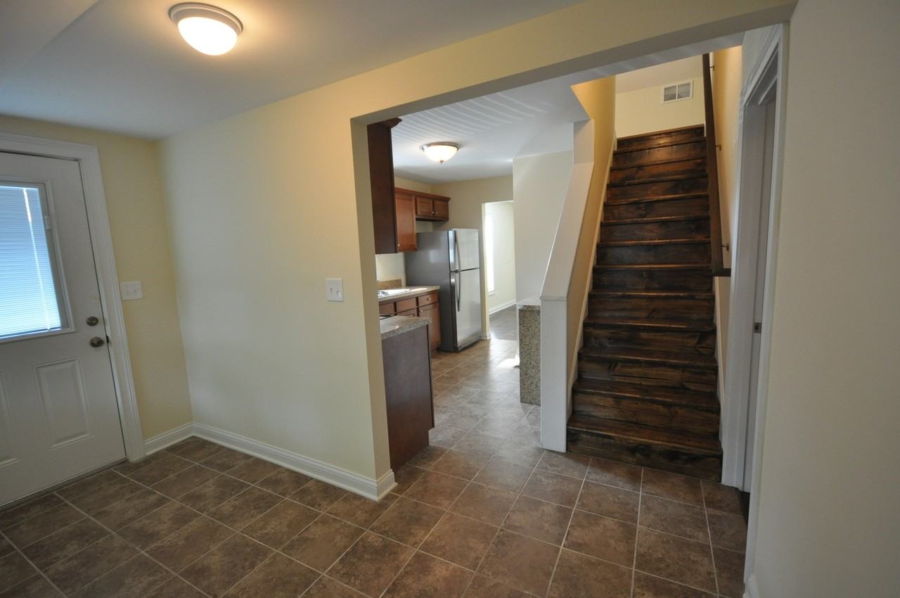 613 Addison Ave - Photo 6 of 13