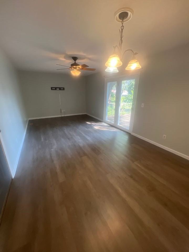 520 E Mulberry St - Photo 5 of 14